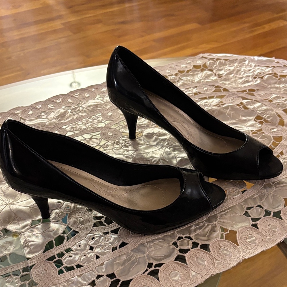 Tahari Glossy Black Peep-Toe Heels